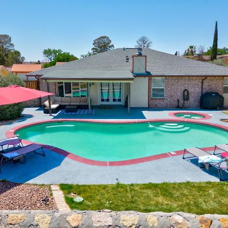 Home With Mountain View/Pool/Tub El Paso Exterior photo